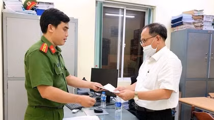 Ông Tất Thành Cang và các đồng phạm chuẩn bị hầu tòa