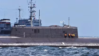 Siêu tàu ngầm hạt nhân Nga "chết máy" gần bờ biển NATO