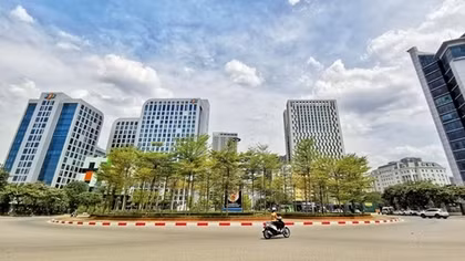 Hà Nội giảm mưa, trời oi nóng