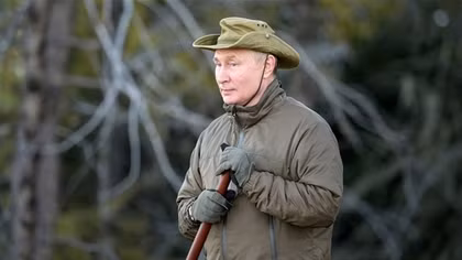 Tổng thống Putin giản dị, đời thường sau thời gian tự cách ly