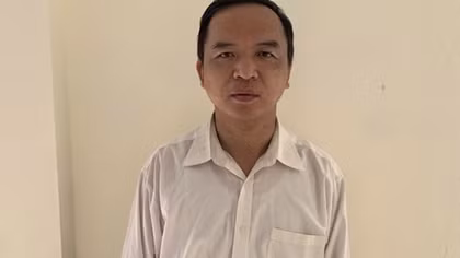 Gửi đơn tố cáo rồi cưỡng đoạt tài sản của người bị tố, một giáo viên bị bắt giữ
