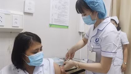 Hà Nội bắt đầu tiêm vaccine Vero Cell của Sinopharm