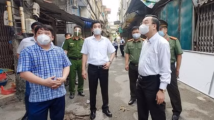 Hà Nội: Đề xuất xét nghiệm toàn bộ tiểu thương chợ đêm Ngã Tư Sở