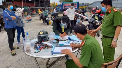 Khuyến cáo người dân không tự ý về quê theo lời kêu gọi trên mạng xã hội