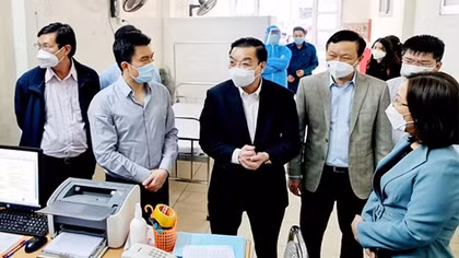 Cần có mức hỗ trợ cao hơn để động viên những người tình nguyện chống dịch
