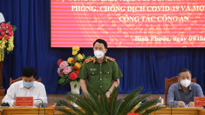 Thứ trưởng Lê Quốc Hùng kiểm tra phòng, chống dịch tại Bình Phước