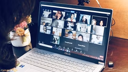 Lan tỏa tình yêu lịch sử qua lớp học online miễn phí