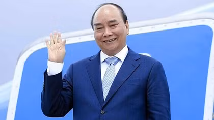Chủ tịch nước Nguyễn Xuân Phúc lên đường thăm chính thức Liên bang Thụy Sỹ