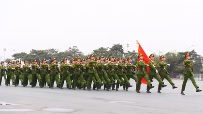 Phát huy truyền thống vẻ vang, xây dựng lực lượng CAND cách mạng, chính quy, tinh nhuệ, hiện đại, góp phần đắc lực xây dựng và bảo vệ Tổ quốc