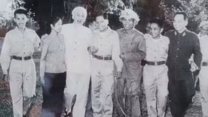 Tiễn biệt người Anh hùng được Bác Hồ đặt tên