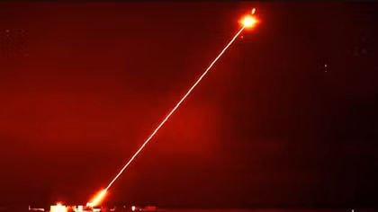 7  vũ khí laser của năm 2025
