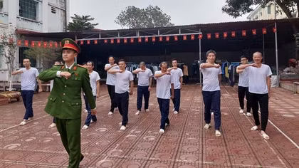Hồi sinh những mảnh đời lầm lỡ
