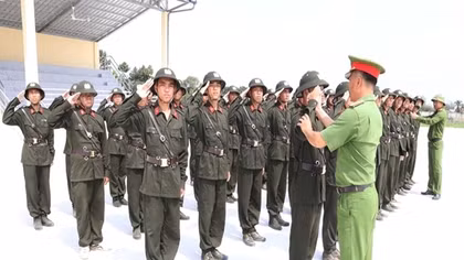 Các tân binh tham gia nghĩa vụ CAND trưởng thành từ thao trường