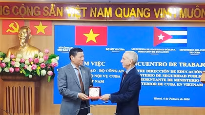 Bộ Công an Việt Nam tiếp nhận, tổ chức đào tạo cán bộ, học viên Cuba