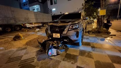 Điều tra vụ xe ôtô đẩy xe máy kéo dài, 1 người tử vong