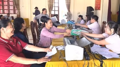 Dòng vốn chính sách - bệ đỡ cho những phận người