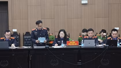 Cựu Viện trưởng Viện Y dược học dân tộc TP Hồ Chí Minh bị đề nghị từ 15 đến 17 năm tù