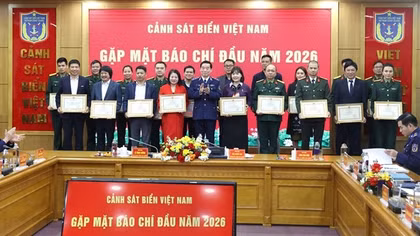Báo CAND được tặng Bằng khen về tuyên truyền biển đảo và lực lượng Cảnh sát biển