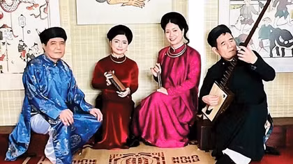 Chuỗi xuân đổ hạt môi hồng