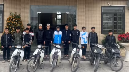 Nhanh chóng khống chế, bắt giữ 12 đối tượng gây rối trật tự công cộng
