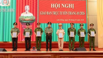 Bộ Công an thưởng “nóng” các tập thể thuộc Công an tỉnh Lâm Đồng