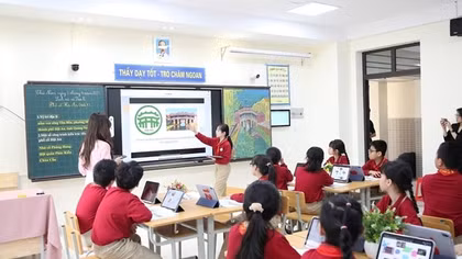 Nhà giáo không phân biệt đối xử giữa những người học