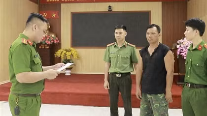 Khởi tố đối tượng lợi dụng quyền tự do dân chủ xâm phạm lợi ích của nhà nước