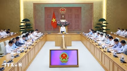 Ngành công thương phải bảo đảm không để thiếu điện và xăng dầu