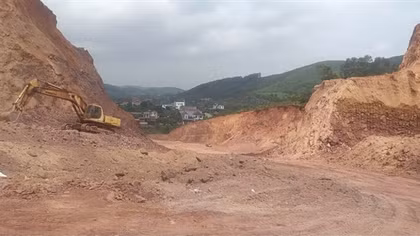 Khởi tố vụ án bạt đồi khai thác khoáng sản quá phép tại tỉnh Bắc Ninh