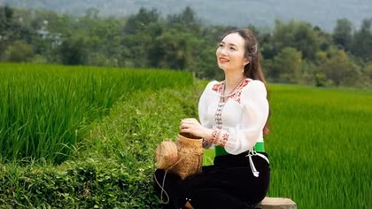 Đặng Thùy Tiên - “con ngựa” trên thảo nguyên Pu Ta Leng