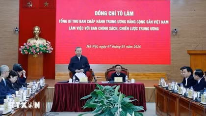 Tổng Bí thư Tô Lâm: Khơi dậy khát vọng cống hiến, vươn lên của dân tộc bằng tri thức và sáng tạo
