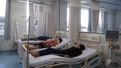 Liên tiếp 2 vụ ngộ độc sau khi ăn bánh mì tại TP Hồ Chí Minh