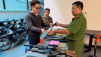 Hiệu quả từ phong trào giao nộp vũ khí, công cụ hỗ trợ tại TP Hồ Chí Minh
