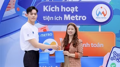 VNPT Money và Hà Nội Metro ra mắt “Tiện ích Metro” đi tàu điện không tiền mặt