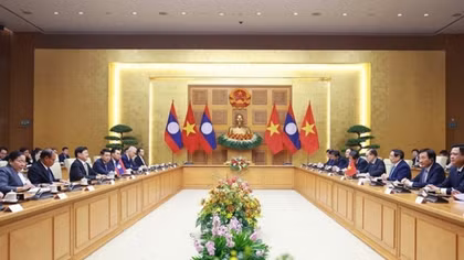 Đưa quan hệ hai nước Việt Nam-Lào phát triển ngày càng đi vào chiều sâu