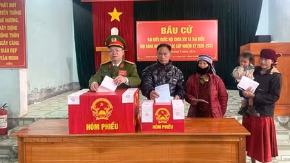 Ngày hội toàn dân nơi địa đầu Tổ quốc