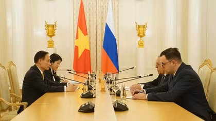 Đặc phái viên của Tổng Bí thư Tô Lâm hội kiến Tổng thống Liên bang Nga