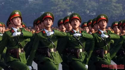 Những khoảnh khắc ấn tượng tại Lễ xuất quân và diễn tập các phương án bảo vệ Đại hội XIV của Đảng