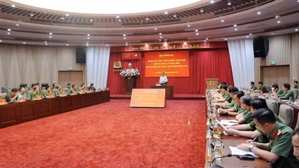 Bộ Công an làm việc với đại biểu Quốc hội trong Công an nhân dân dự Kỳ họp thứ Nhất, Quốc hội khoá XVI