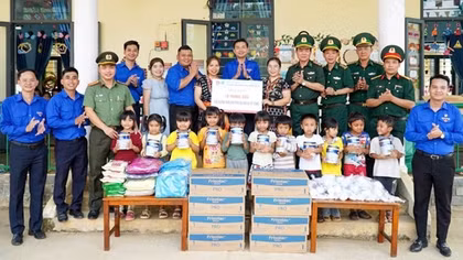 Tuổi trẻ Công an TP Đà Nẵng tích cực hưởng ứng chương trình “Tháng Ba biên giới”