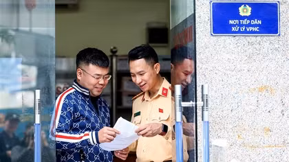 CSGT Thủ đô phát huy tinh thần “Ba nhất” trong tiếp dân, giải quyết thủ tục hành chính