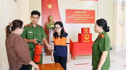 Bảo đảm an toàn phòng, chống cháy nổ tại các điểm bầu cử ở miền Tây Nam Bộ