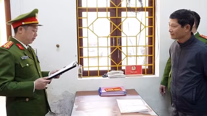 Đề nghị truy tố bị can lợi dụng quyền tự do dân chủ xâm phạm lợi ích của Nhà nước
