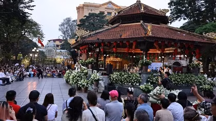 Ấn tượng cuối tuần khó quên với live concert “Hà Nội bình yên”