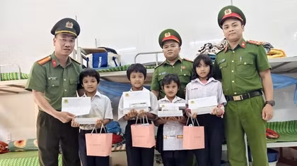 Điểm tựa bình yên từ sự xung kích của tuổi trẻ Công an cơ sở