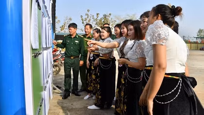 Cử tri ở Tây Nguyên và miền Tây Nam bộ chung một niềm tin