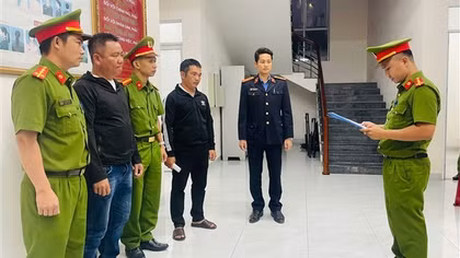 3 đối tượng đánh thanh niên liệt tứ chi bị bắt sau khi nạn nhân được giám định thương tích lần thứ 5