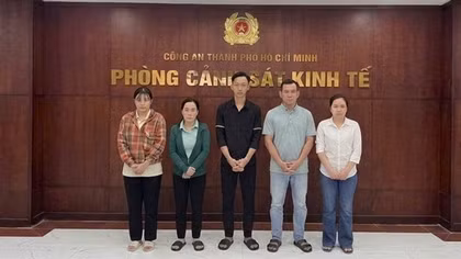 “Công xưởng kem trộn” giữa lòng thành phố thu lợi bất chính hàng tỷ đồng