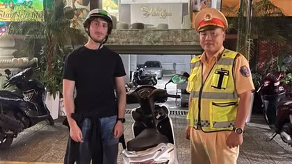 Không có ngoại lệ với khách Tây xem thường pháp luật giao thông