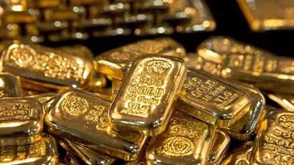 Giá vàng tiếp tục “đổ đèo”